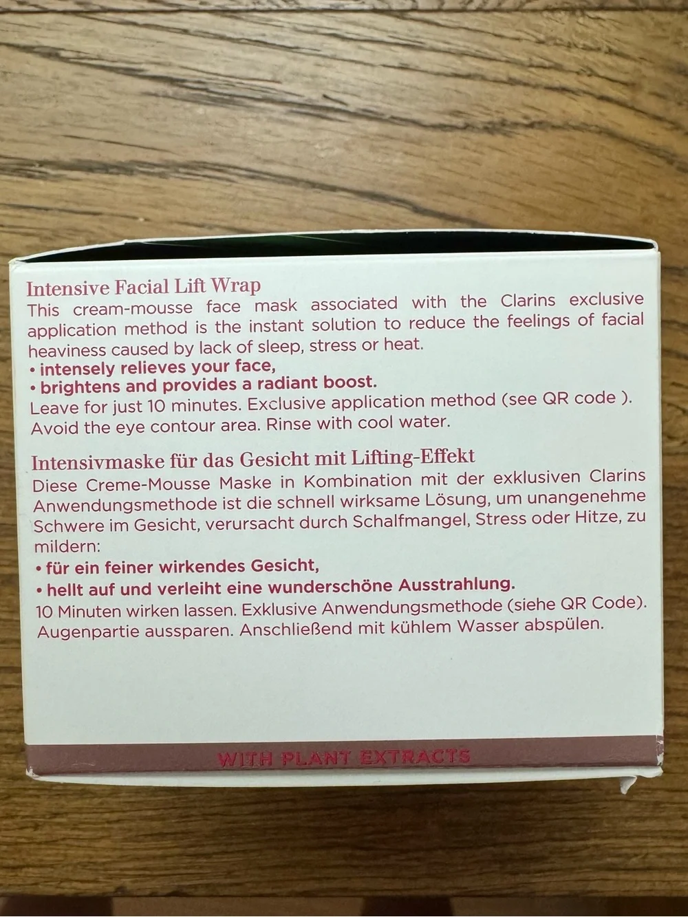 NEW, NEVER OPENED Clarins V-Facial Intensive Wrap Depuffing Face Mask